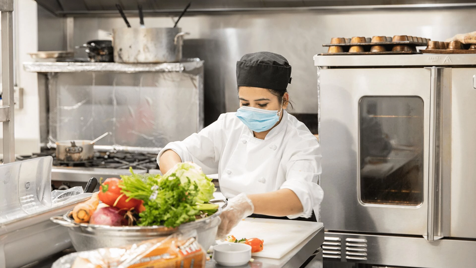 healthy meals for seniors prepared in a kitchen at Wild Rose