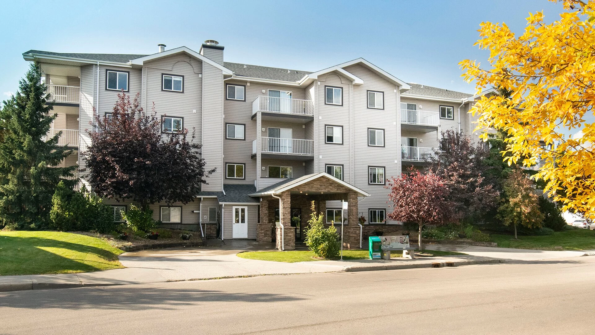 An exterior view of Wild Rose retirement home